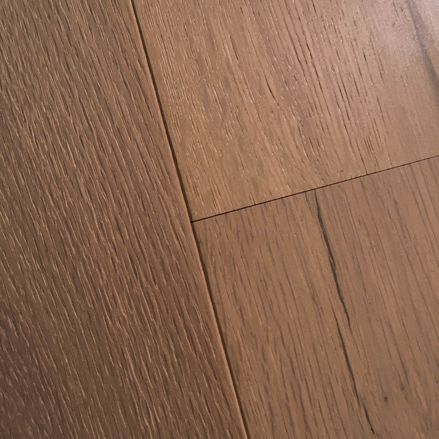 Engineered Brushed UV Oiled Grey 2.87m2